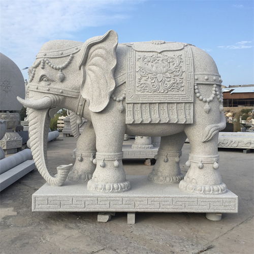 手工雕刻與機器雕刻石雕大象的差異